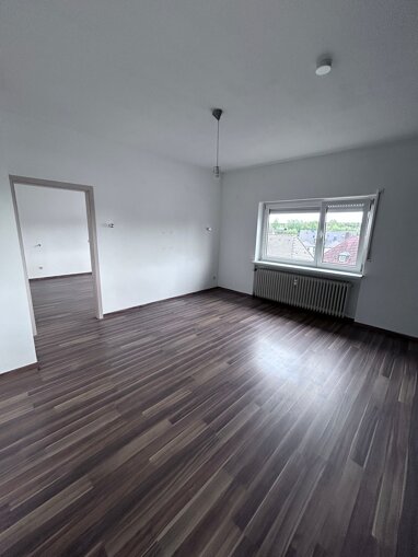 Penthouse zum Kauf provisionsfrei 149.900 € 2 Zimmer 65,8 m² 4. Geschoss frei ab sofort Schönberger Weg 13b Lauf links Lauf an der Pegnitz 91207