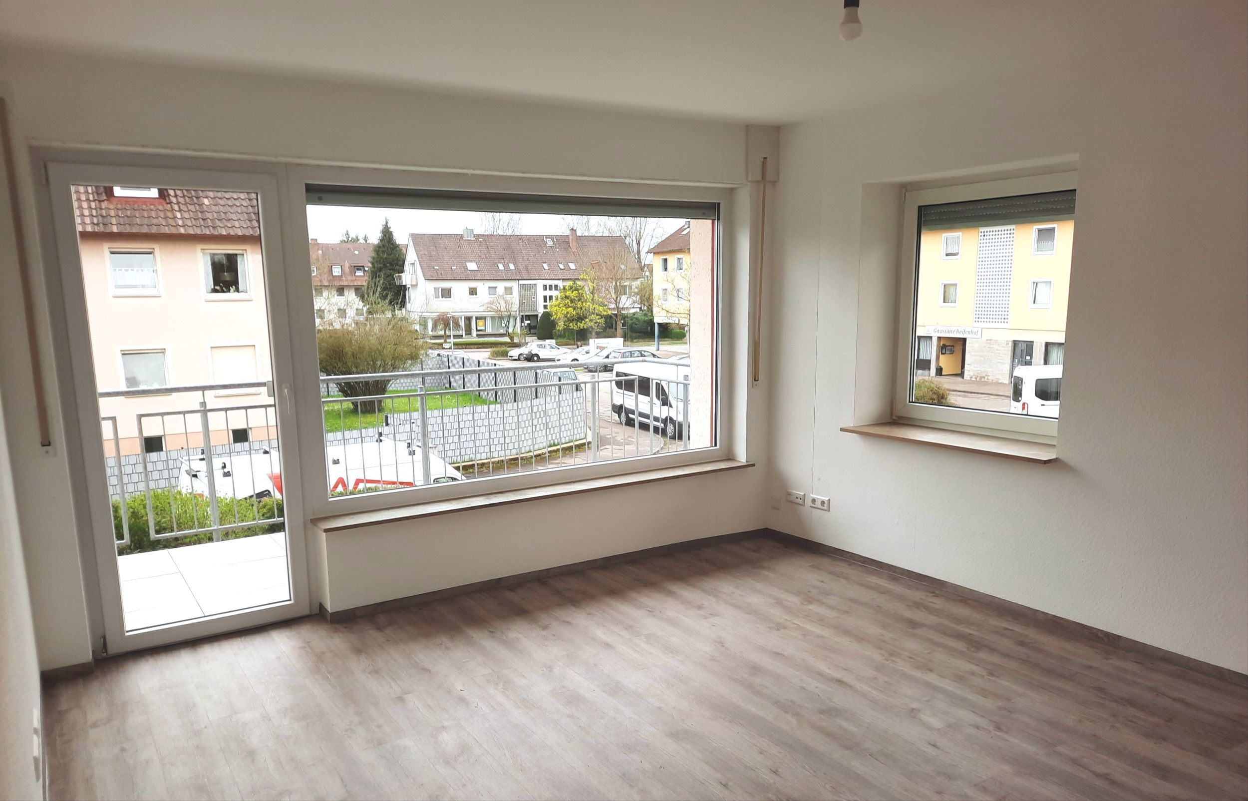 Wohnung zum Kauf 325.000 € 4 Zimmer 84,5 m²<br/>Wohnfläche 1.<br/>Geschoss ab sofort<br/>Verfügbarkeit Rollhof / Reifenhof Schwäbisch Hall 74523