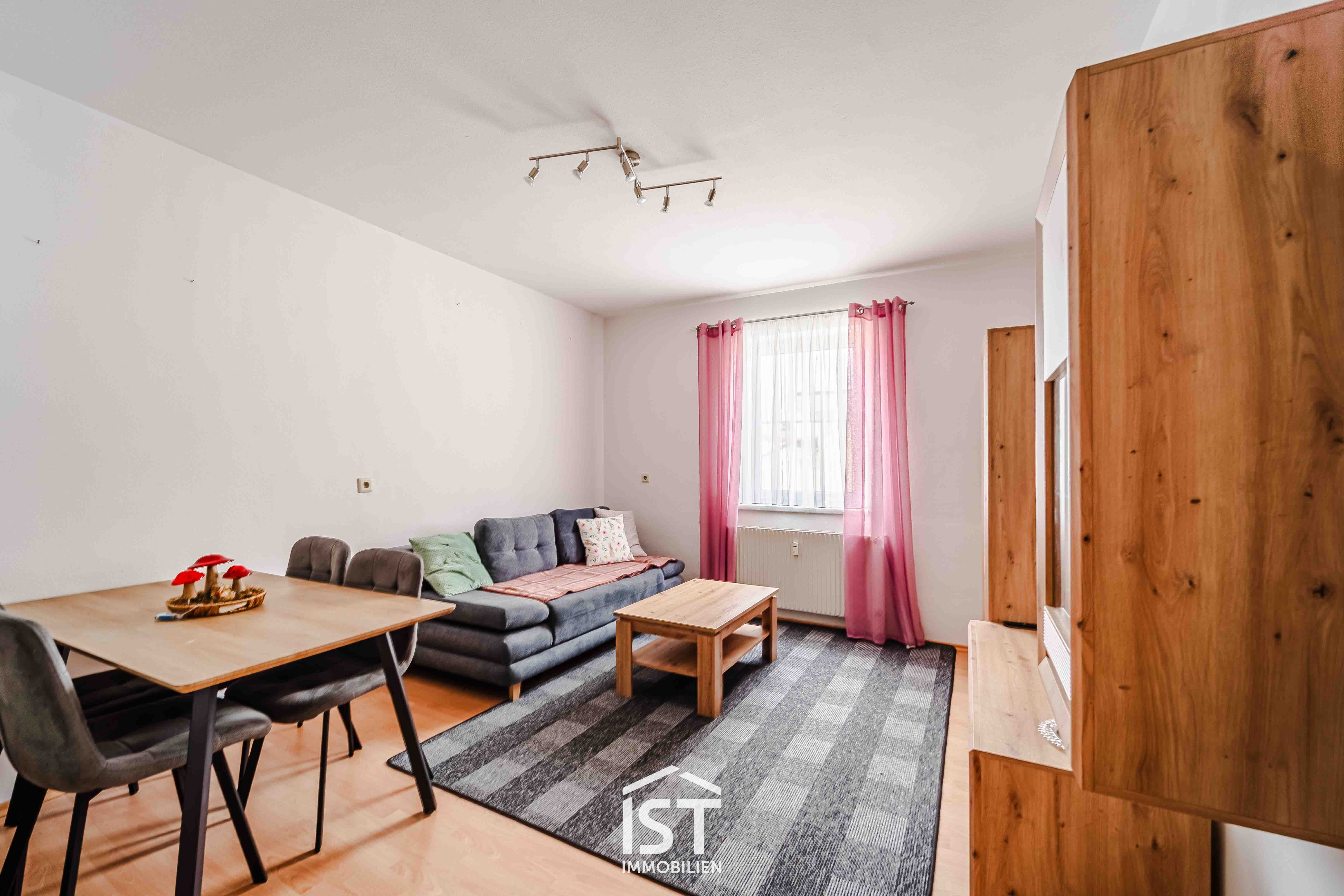 Wohnung zur Miete 550 € 2 Zimmer 55 m²<br/>Wohnfläche 2.<br/>Geschoss ab sofort<br/>Verfügbarkeit Obernberg am Inn 4982