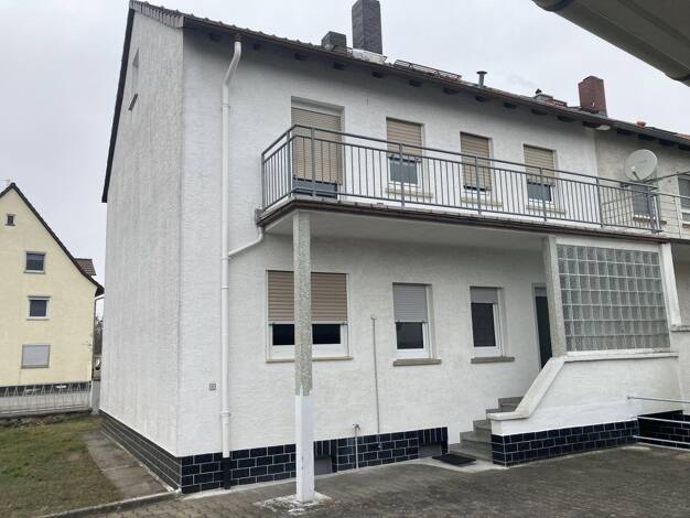 Doppelhaushälfte zum Kauf provisionsfrei 490.000 € 6 Zimmer 137 m² 343 m² Grundstück Griesheim 64347