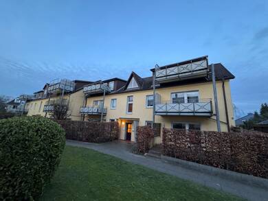 Terrassenwohnung zur Miete 950 € 2,5 Zimmer 76 m² EG Marienburger Str. 24 Wahlbezirk 010 Pinneberg 25421