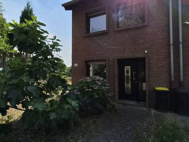 Reihenendhaus zum Kauf provisionsfrei 439.000 € 4 Zimmer 130 m² 449 m² Grundstück Welfenstraße 8a Geneicken Mönchengladbach 41238