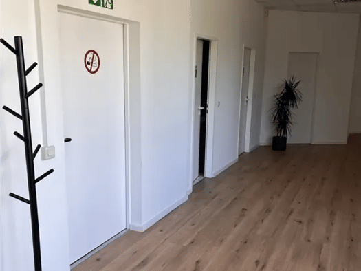 Büro zur Miete provisionsfrei 1.951 € 4 Zimmer 220 m² Bürofläche Kernstadt Paderborn 33106