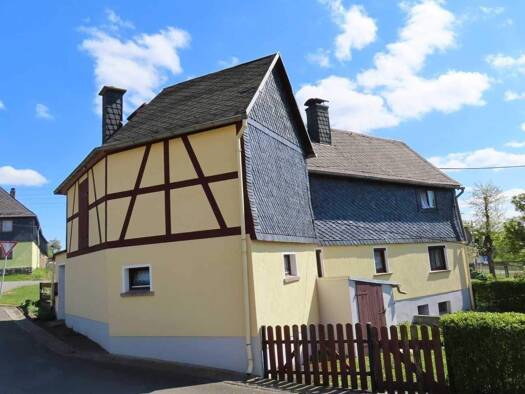 Einfamilienhaus zum Kauf 57.500 € 4 Zimmer 85 m² 272 m² Grundstück frei ab sofort Künsdorf Tanna 07922