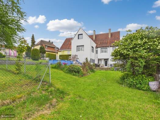 Doppelhaushälfte zum Kauf 239.000 € 7 Zimmer 141 m² 456 m² Grundstück Bitz 72475