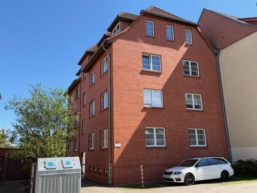 Wohnung zum Kauf 117.000 € 3 Zimmer 56 m² 2. Geschoss Güstrow Güstrow 18273