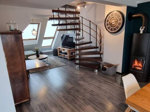 Maisonette zur Miete 1.500 € 2 Zimmer 118 m² Geschoss 4/5 frei ab sofort Ostendstraße 46 Tullnau Nürnberg 90402