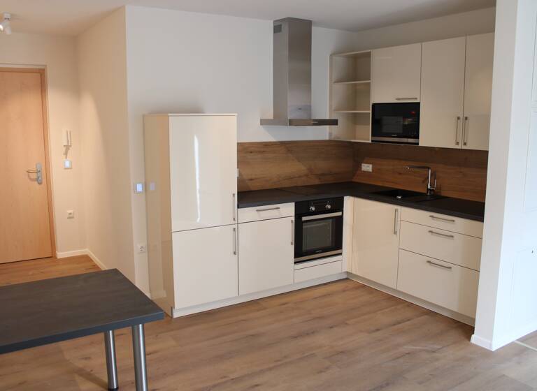 Studio zur Miete 750 € 2 Zimmer 37,4 m²<br/>Wohnfläche 2.<br/>Geschoss Bahnhofstraße 66 Frontenhausen Frontenhausen 84160