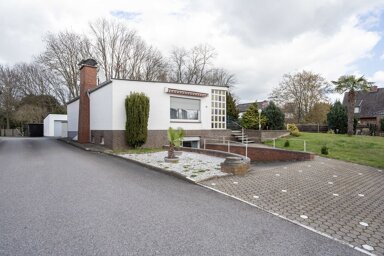 Bungalow zum Kauf 229.800 € 6 Zimmer 120 m² 831 m² Grundstück Heinsberg Heinsberg 52525