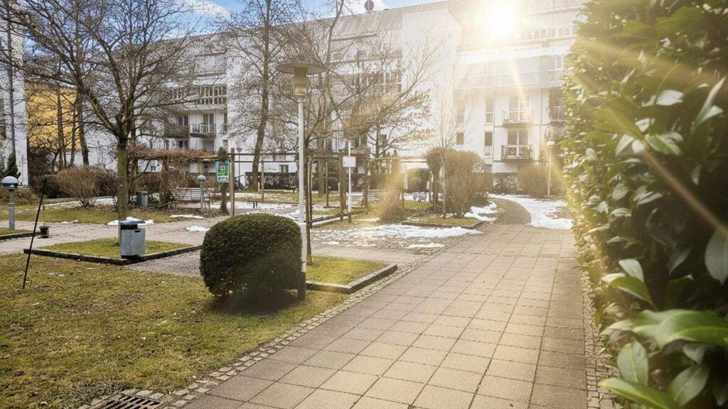 Studio zum Kauf 298.000 € 1 Zimmer 31 m² 1. Geschoss Thalk.Obersendl.-Forsten-Fürstenr.-Solln München 81379