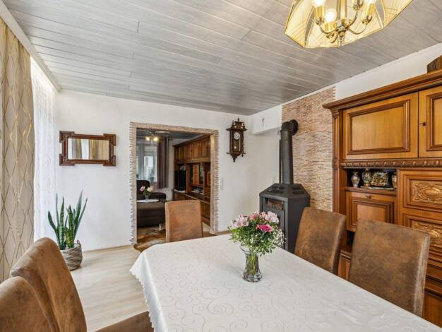 Einfamilienhaus zum Kauf 249.000 € 6,5 Zimmer 144,9 m² 392 m² Grundstück Mühlen Horb am Neckar 72160
