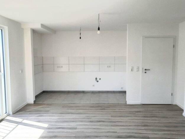 Wohnung zur Miete 595 € 4 Zimmer 105 m² 2. Geschoss Schöningen Schöningen 38364