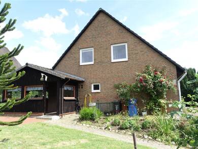 Einfamilienhaus zur Miete 1.385 € 5 Zimmer 147 m² 985 m² Grundstück frei ab 15.08.2025 Strukdorf Strukdorf 23815
