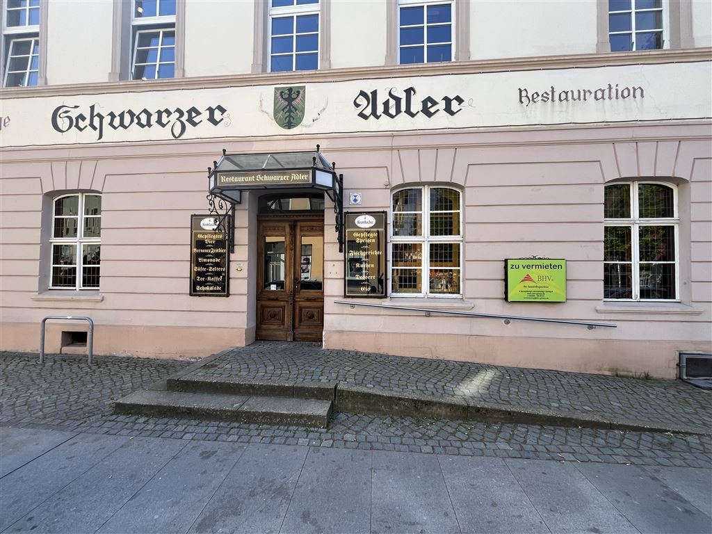 Restaurant zur Miete 3.900 € 270 m²<br/>Gastrofläche 60 m²<br/>Grundstück Berliner Straße 33-35 Stadtkern Bernau bei Berlin 16321