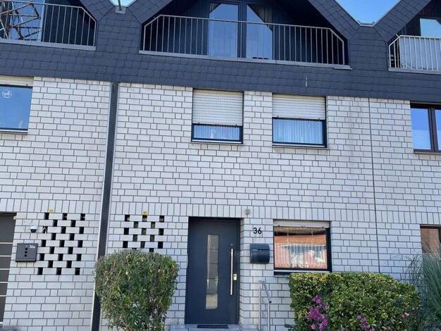 Reihenmittelhaus zum Kauf provisionsfrei 380.000 € 7 Zimmer 146 m² 282 m² Grundstück Schwarze Heide Oberhausen 46149