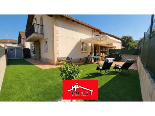 Chalet zum Kauf 330.000 € 4 Zimmer Voto 39764