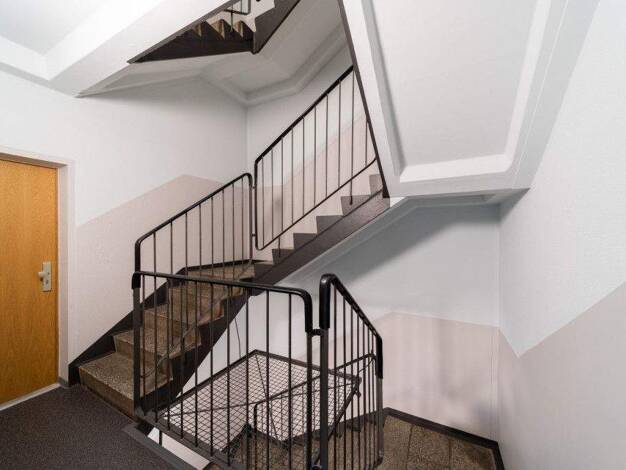 Wohnung zur Miete 466 € 4 Zimmer 66,5 m² 4. Geschoss Carl-Schorlemmer-Ring 19 Nördliche Neustadt Halle 06122