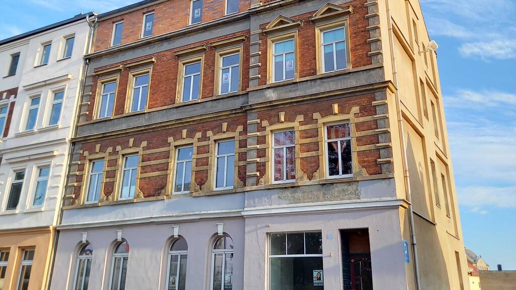 Gewerbeobjekt zum Kauf als Kapitalanlage geeignet 240.000 € 544,4 m² 690 m² Grundstück Dr.-Külz-Str. 11 Altriesa Riesa 01589