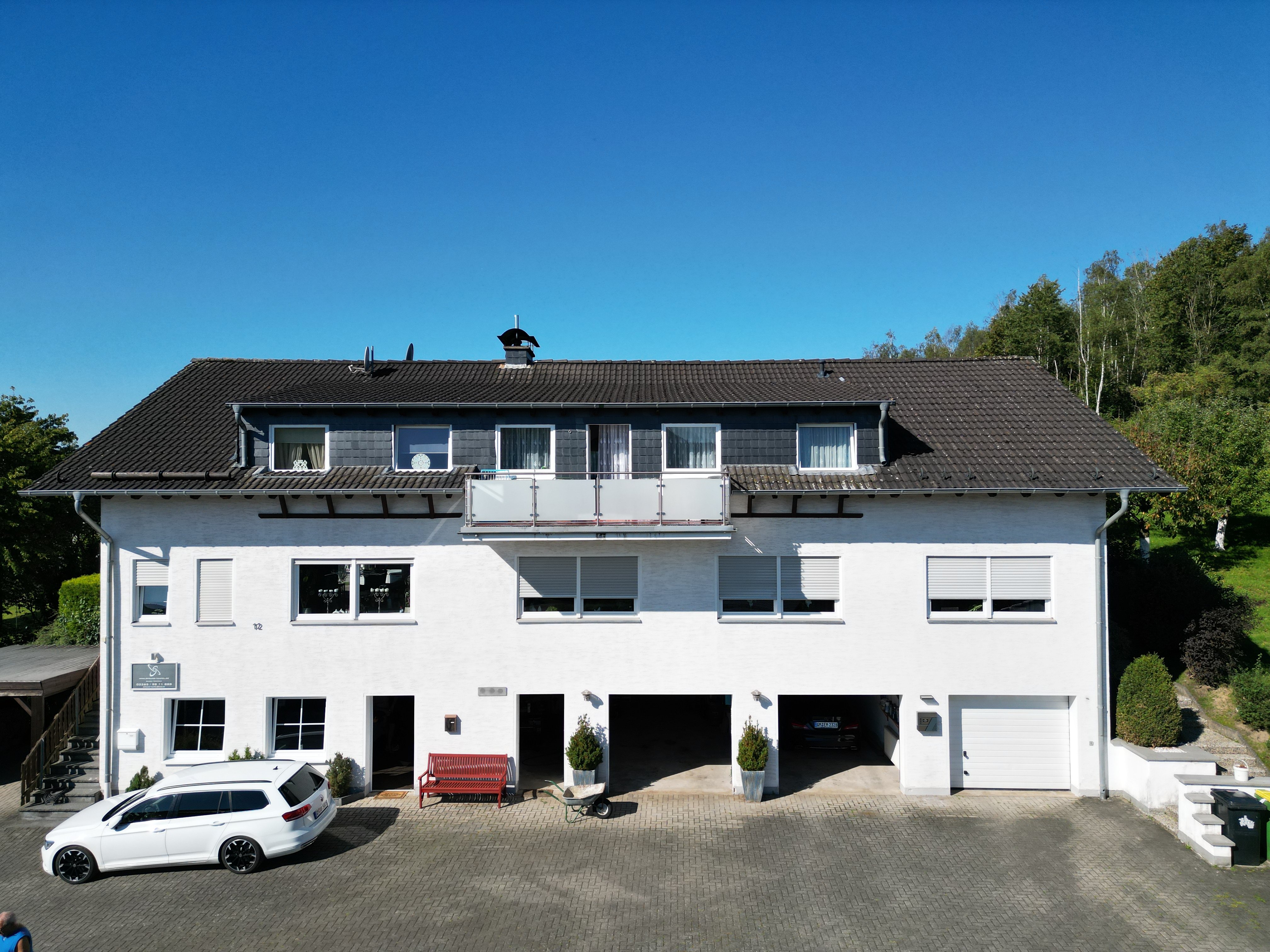 Wohnung zum Kauf 199.000 € 3 Zimmer 111 m²<br/>Wohnfläche 1.<br/>Geschoss Oberagger Reichshof 51580