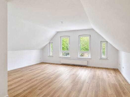 Bürofläche zur Miete 850 € 3 Zimmer 82 m² Bürofläche Mitte Delmenhorst 27749
