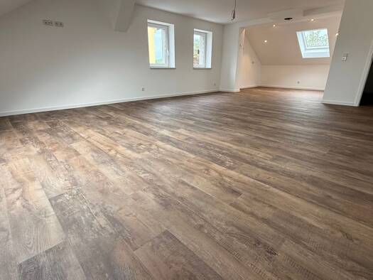 Wohnung zur Miete 850 € 4 Zimmer 90,6 m² 2. Geschoss Augustusburger Straße 64 Flöha Flöha 09557