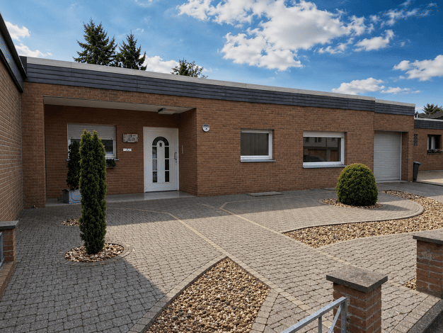 Bungalow zum Kauf 398.000 € 5 Zimmer 122,1 m² 554 m² Grundstück frei ab sofort Florastraße 9 Kenten Bergheim 50126