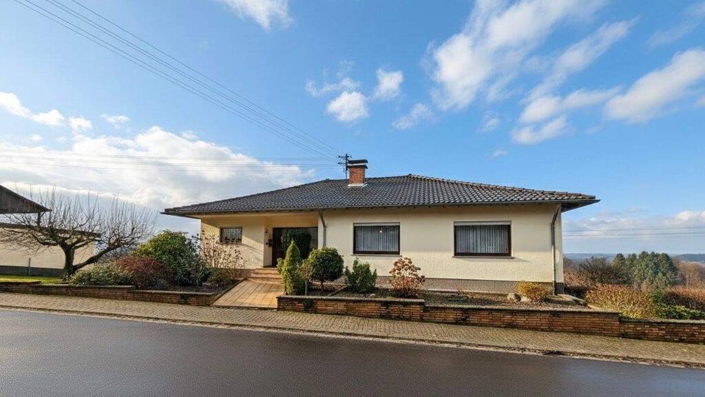 Haus zum Kauf 399.000 € 7 Zimmer 265 m² 1.100 m² Grundstück frei ab sofort Nohn Mettlach 66693