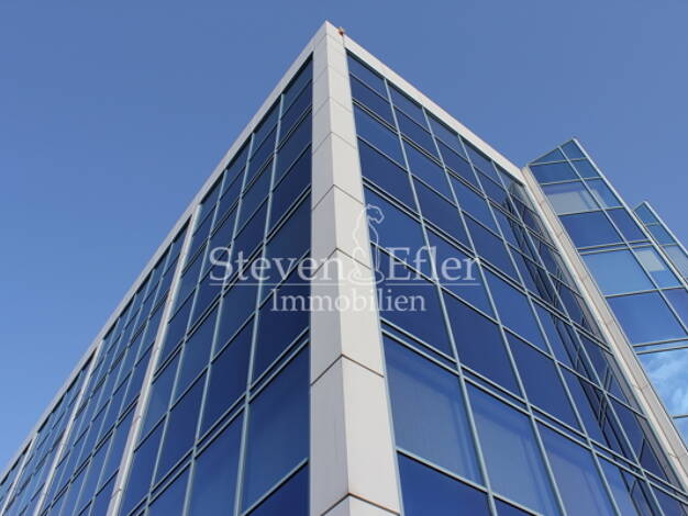 Bürofläche zur Miete 8,50 € 2.279 m² Bürofläche teilbar von 220 m² bis 800 m² Cadolzburg Cadolzburg 90556