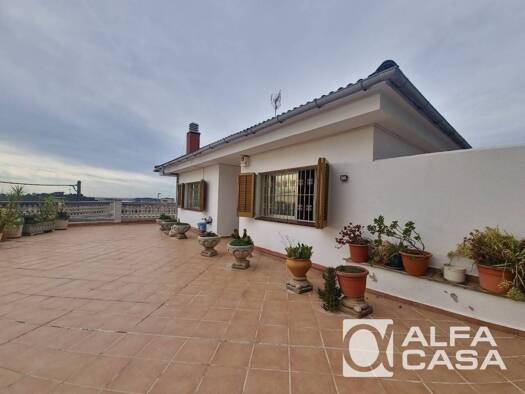 Reihenhaus zum Kauf 725.000 € 7 Zimmer 924 m² Blanes 17300