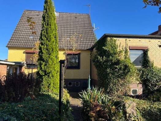 Einfamilienhaus zum Kauf 350.000 € 5,5 Zimmer 110 m² 771 m² Grundstück Fleestedt Seevetal 21217