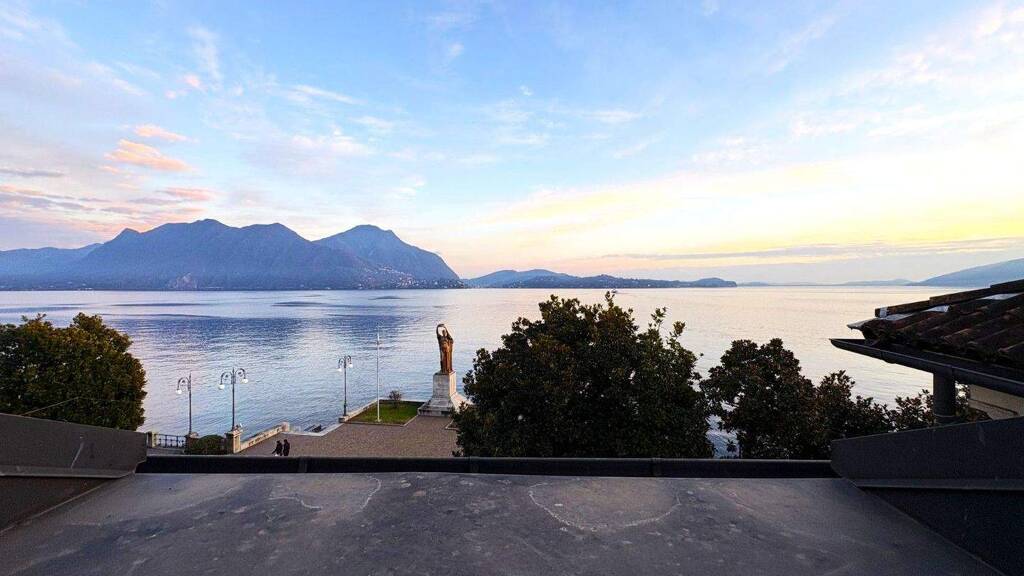 Penthouse zum Kauf 250.000 € 2,5 Zimmer 95 m² 3. Geschoss frei ab sofort Verbania Intra