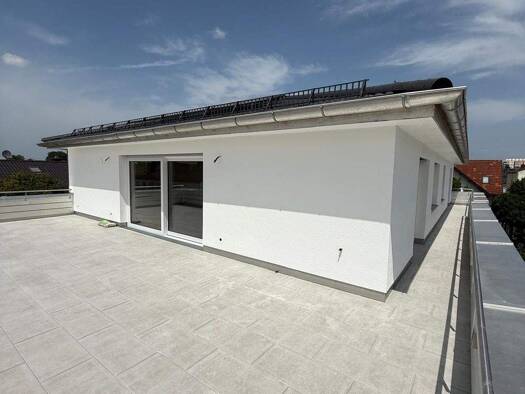 Penthouse zur Miete - Erstbezug 2.500 € 5 Zimmer 157 m² 2. Geschoss frei ab sofort Germering 82110