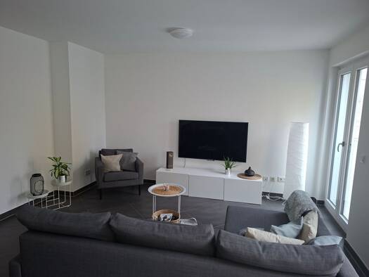 Wohnung zur Miete 1.760 € 3 Zimmer 74 m² Geschoss 2/3 frei ab 01.04.2026 Gartenstraße 14 Karlsfeld 85757