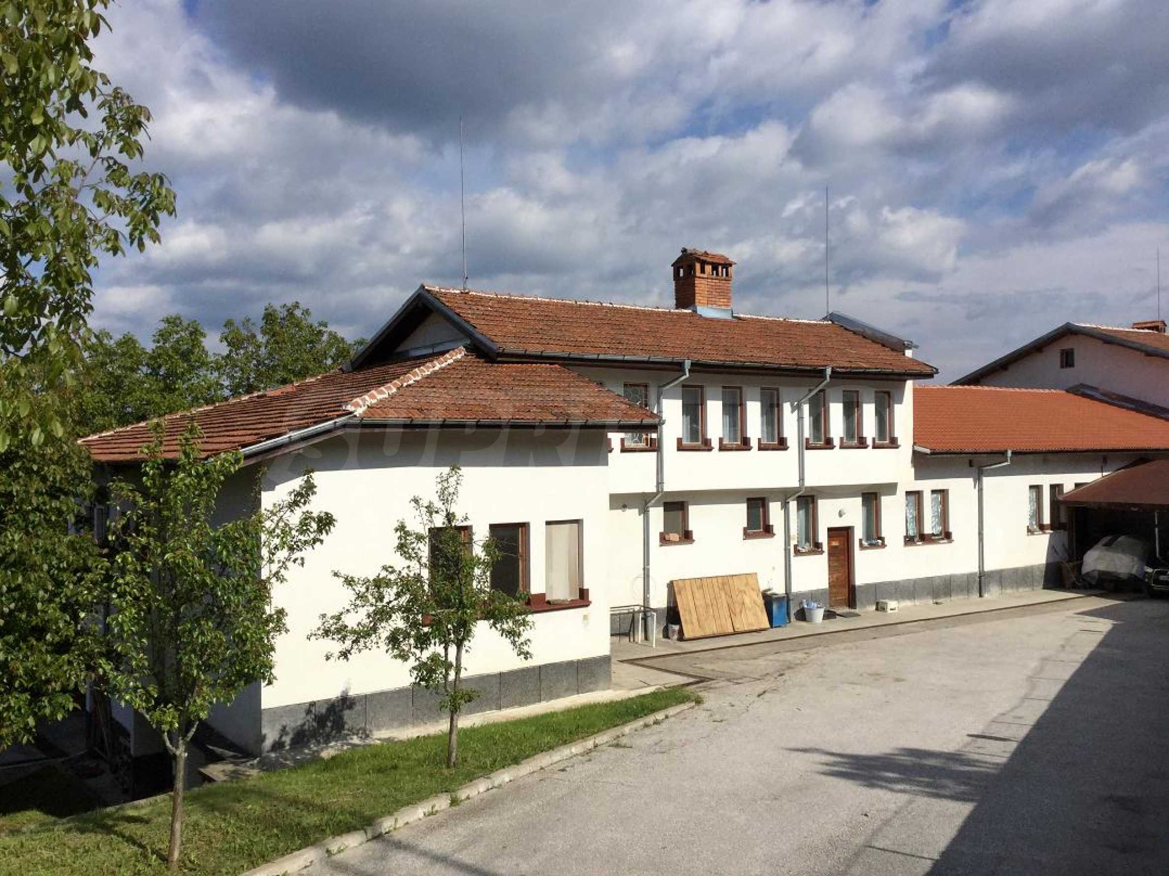 Hotel zum Kauf 550.000 € 1.664 m²<br/>Gastrofläche 3.412 m²<br/>Grundstück Chokmanovo