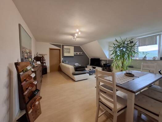 Wohnung zum Kauf als Kapitalanlage geeignet 79.000 € 2 Zimmer 68 m² Aue 08280
