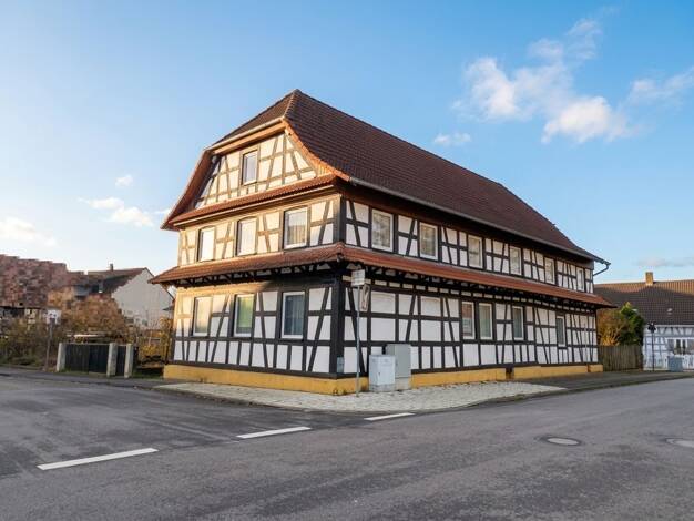 Einfamilienhaus zum Kauf provisionsfrei 750.000 € 11 Zimmer 240 m² 792 m² Grundstück Scherzheim Lichtenau 77839
