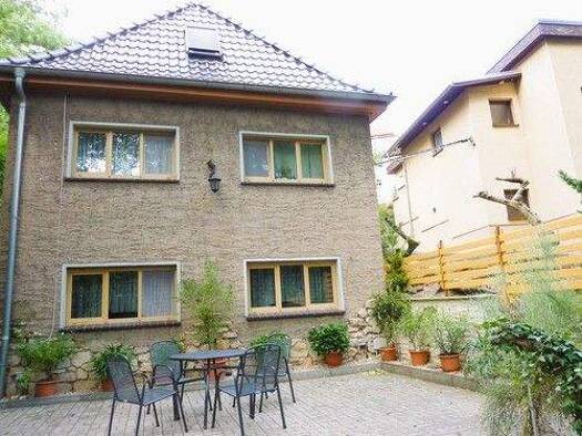 Haus zum Kauf 249.000 € 4 Zimmer 83 m² 2.023 m² Grundstück Leißling Weißenfels 06667
