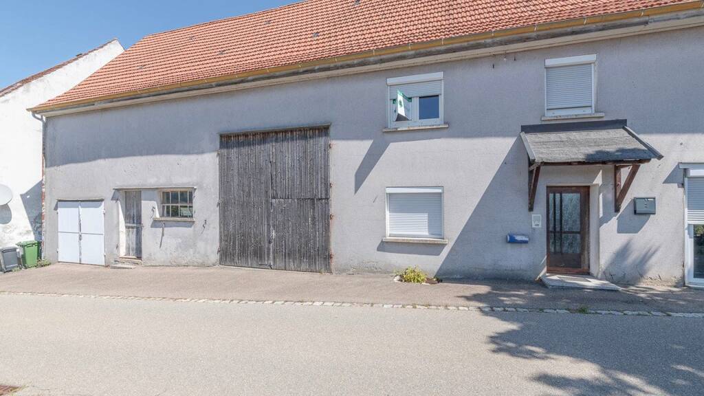 Bauernhaus zum Kauf 139.900 € 5 Zimmer 129,7 m² 647 m² Grundstück Schwenningen am Heuberg 72477