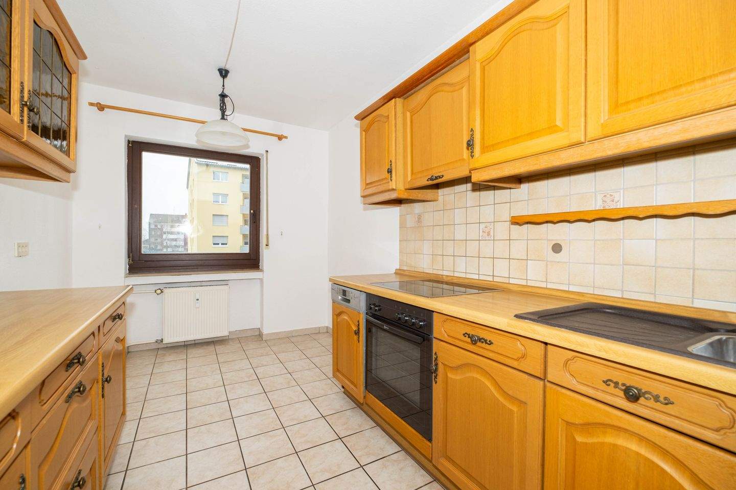 Immobilie in Bad Königshofen im Grabfeld - 3 Zimmer mit Wohlfühlcharakter und Blick ins Grüne - Bild 1