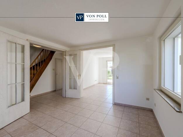 Doppelhaushälfte zum Kauf 590.000 € 6 Zimmer 117 m² 243 m² Grundstück Luginsland Untertürkheim 70327