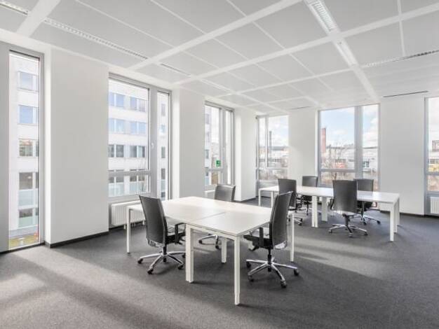Bürofläche zur Miete 120 m² Bürofläche teilbar von 100 m² bis 120 m² Rudolf-Diesel-Str. 11 Weststadt Heidelberg 69115