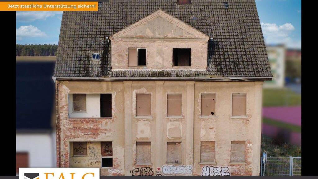 Mehrfamilienhaus zum Kauf provisionsfrei als Kapitalanlage geeignet 99.000 € 15 Zimmer 308 m² 1.200 m² Grundstück Ziesar 14793