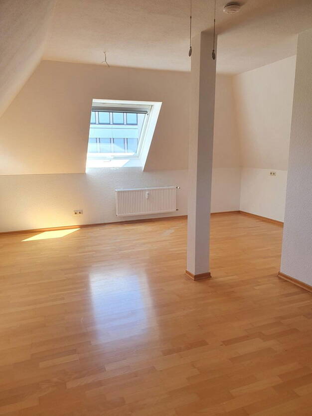 Wohnung zur Miete 475 € 1 Zimmer 44 m² Dachgeschoss, 4. Geschoss frei ab 01.08.2025 Lange Str. 13-15 Stadtmitte Offenburg 77652