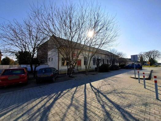 Ladenfläche zum Kauf 98.900 € 560 m² Verkaufsfläche Miske 6343