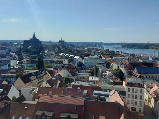 Gewerbeobjekt zum Kauf als Kapitalanlage geeignet 850.000 € 391 m² 302 m² Grundstück Stadtmitte Rostock 18055