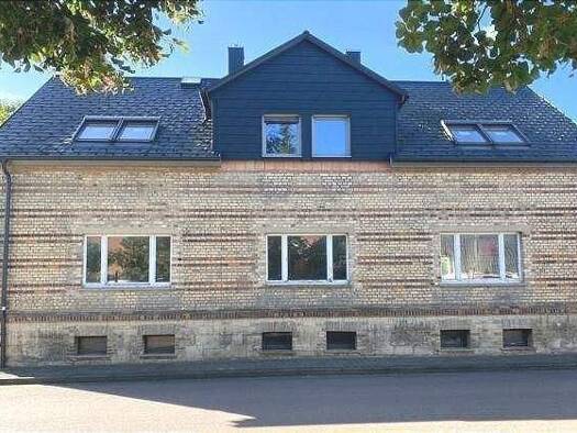 Einfamilienhaus zum Kauf 180.000 € 6 Zimmer 210 m² 1.073 m² Grundstück frei ab sofort Röblingen am See Seegebiet Mansfelder Land 06317