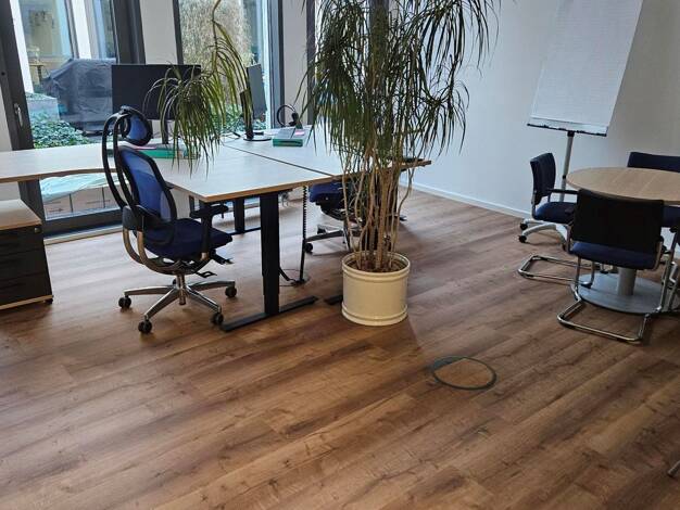 Bürofläche zur Miete provisionsfrei 1.750 € 36 m² Bürofläche Pelkovenstraße Moosach München 80992