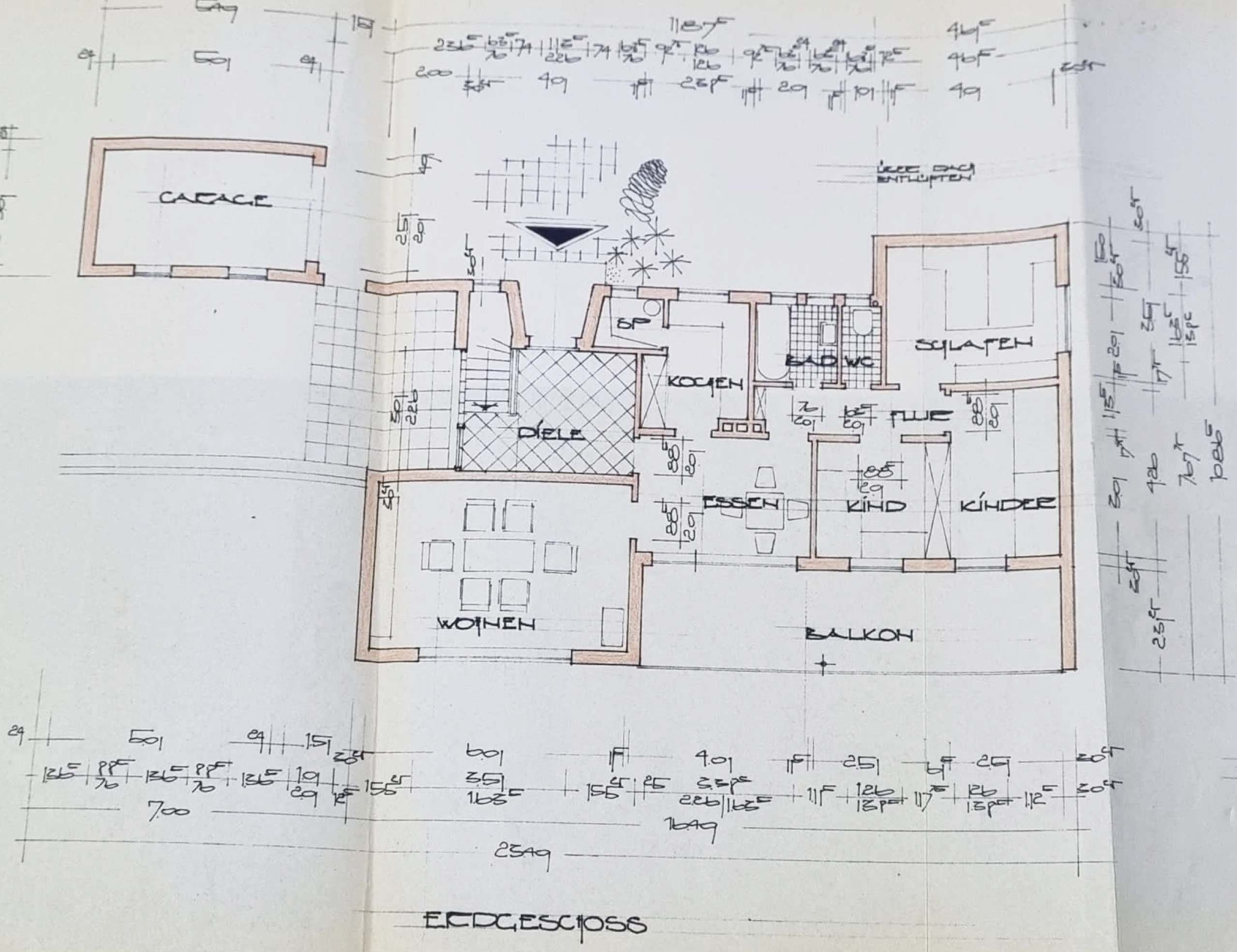 Einfamilienhaus zum Kauf 320.000 € 7 Zimmer 190 m²<br/>Wohnfläche 869 m²<br/>Grundstück ab sofort<br/>Verfügbarkeit Rosenrain 15 Mühlbach Neuenstein 36286