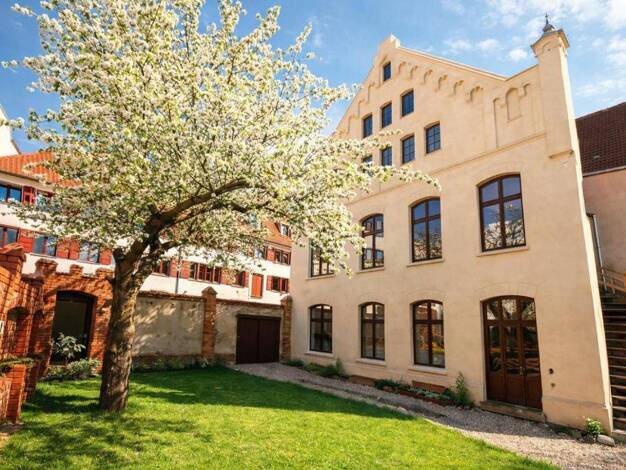 Stadthaus zum Kauf provisionsfrei 888.888 € 11 Zimmer 500 m² 567 m² Grundstück Kleine Hohe Str. 13 Altstadt Wismar 23966