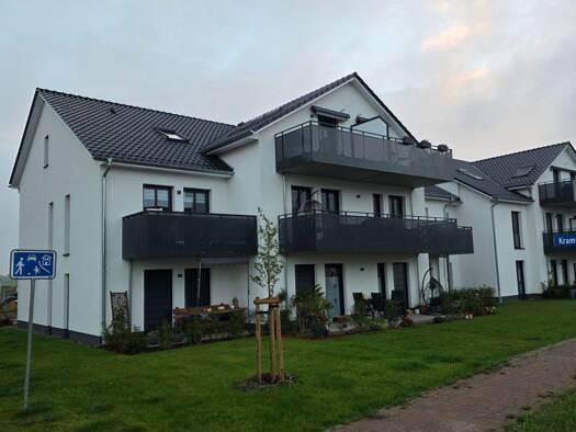 Wohnung zur Miete 950 € 3 Zimmer 76 m² 2. Geschoss frei ab 01.01.2026 Waren Waren (Müritz) 17192